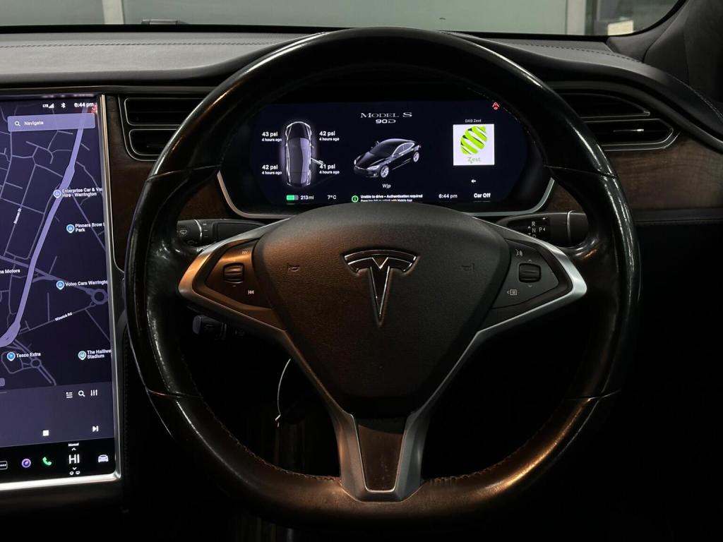 TESLA MODEL S