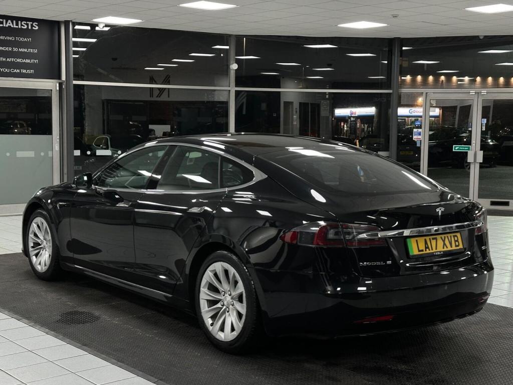 TESLA MODEL S