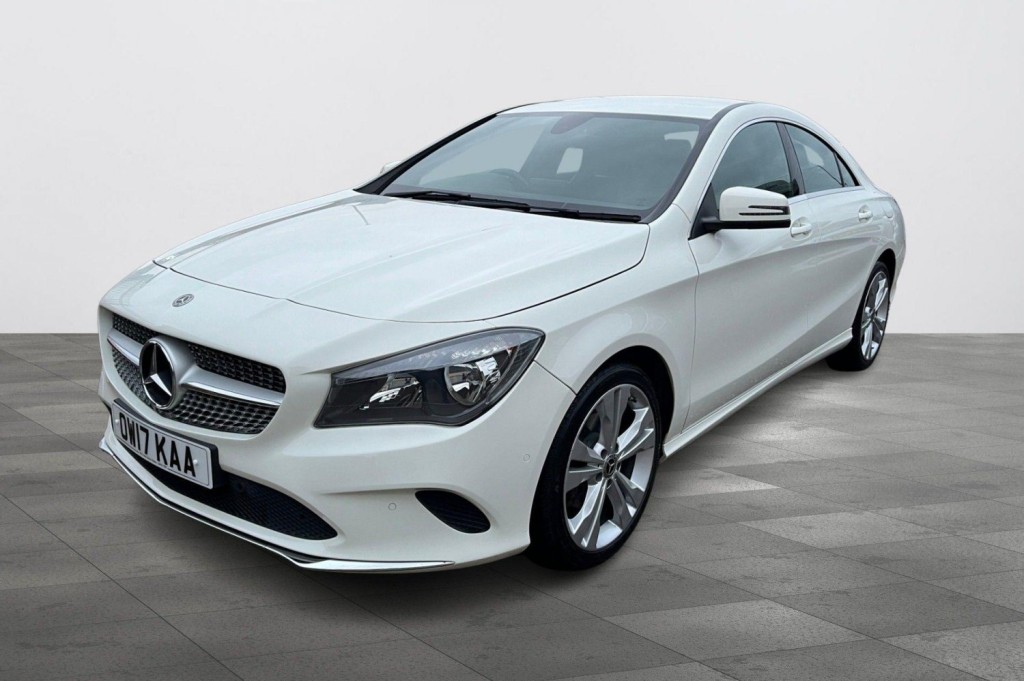 MERCEDES-BENZ CLA