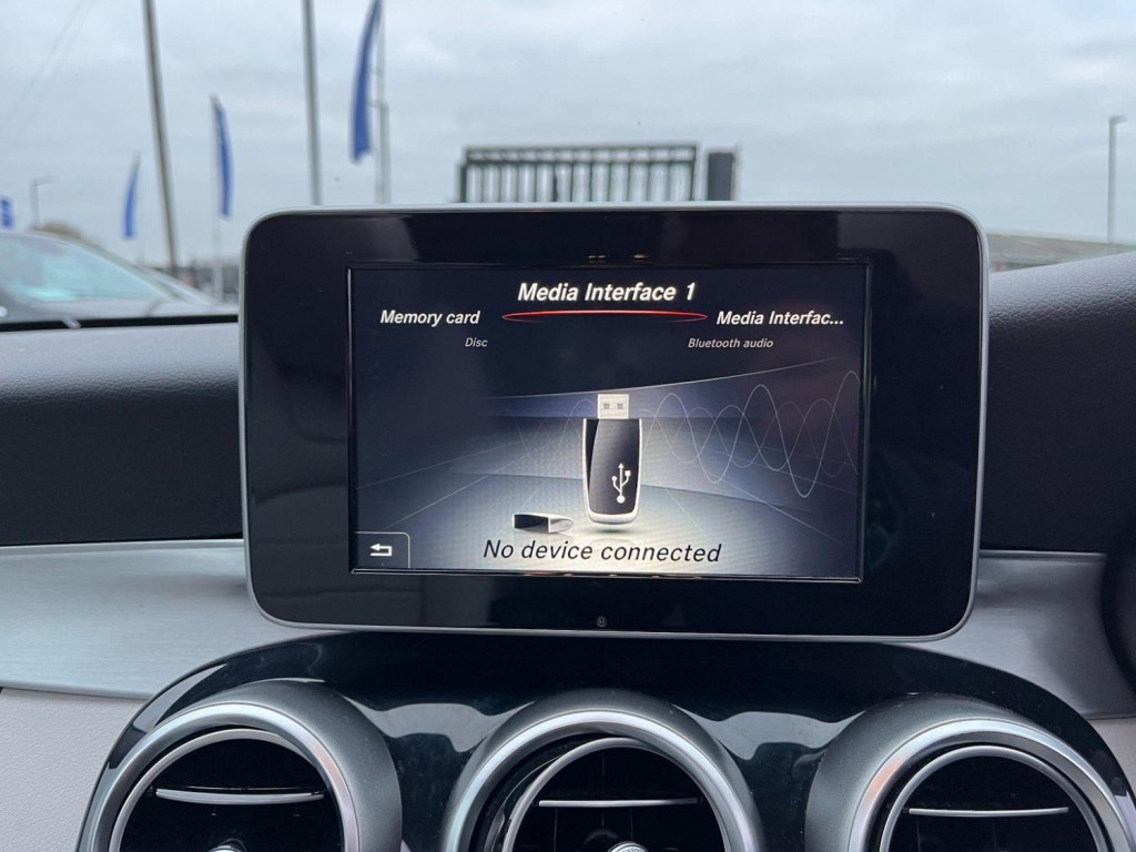 MERCEDES-BENZ C CLASS