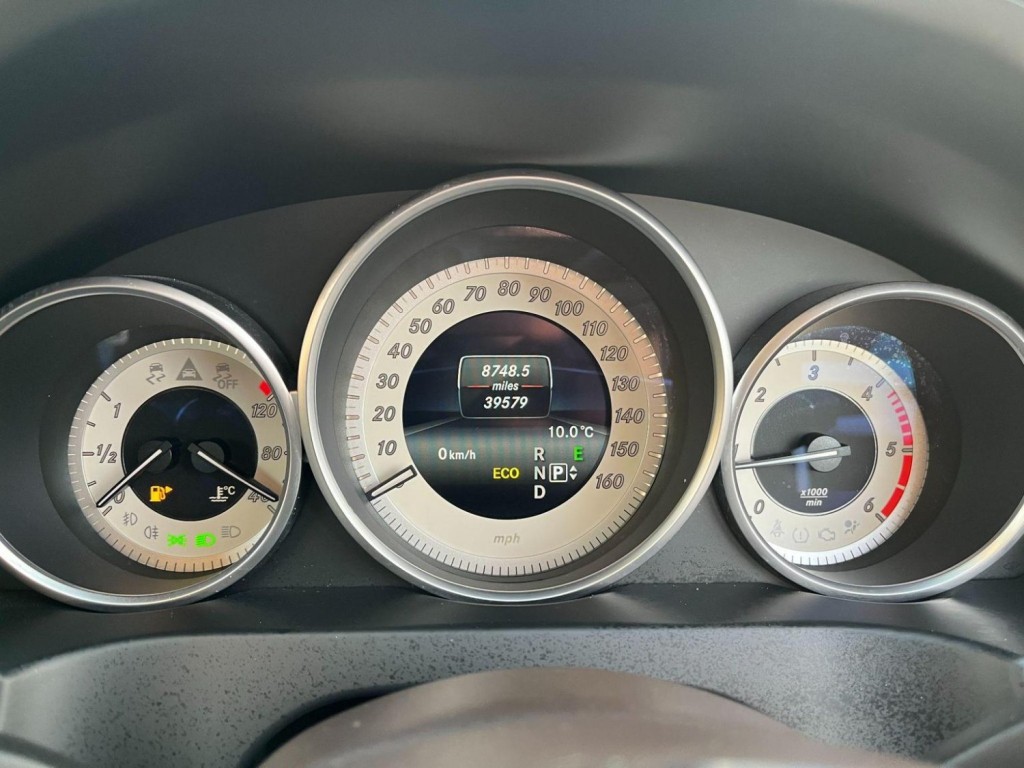 MERCEDES-BENZ E CLASS