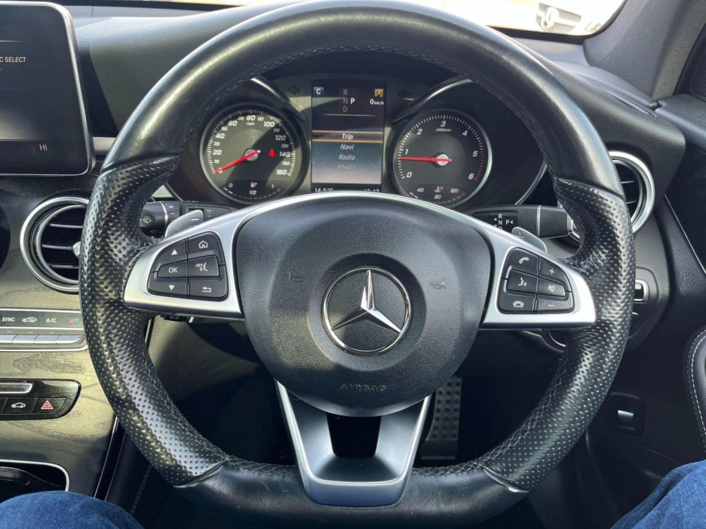 MERCEDES-BENZ GLC