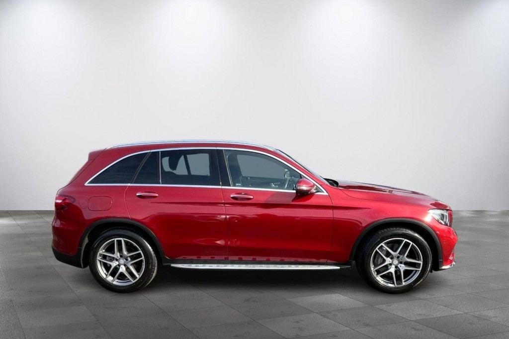 MERCEDES-BENZ GLC