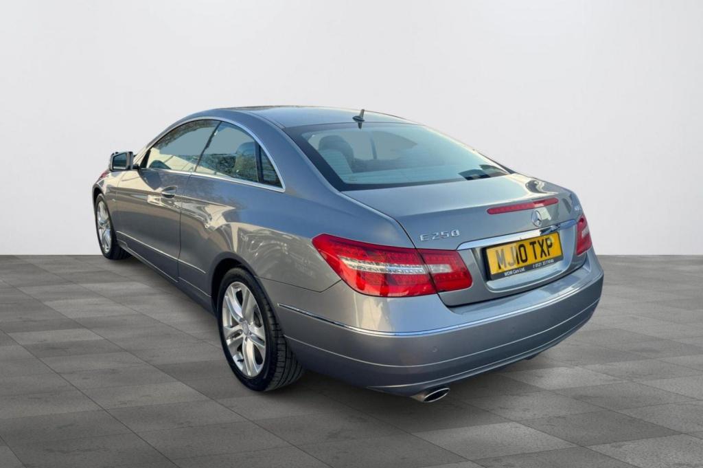 MERCEDES-BENZ E CLASS