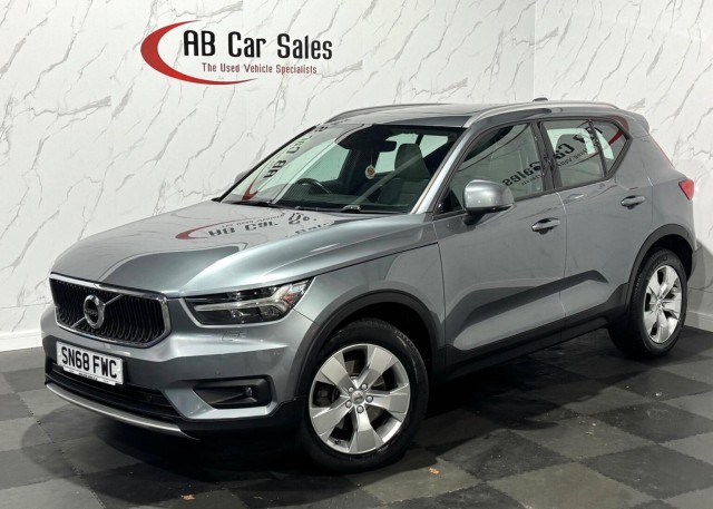 VOLVO XC40