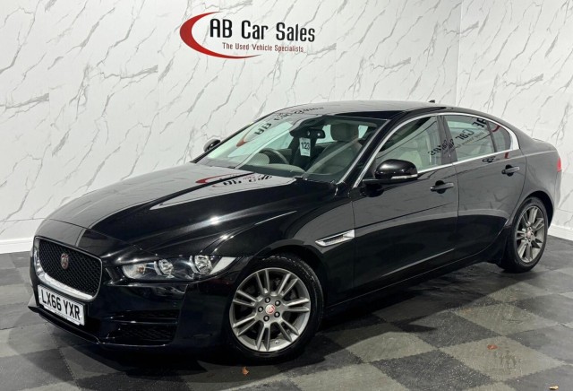 JAGUAR XE