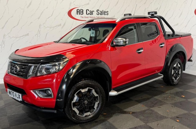 NISSAN NAVARA