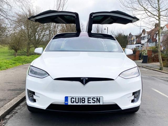 TESLA MODEL X
