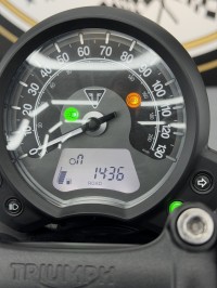 TRIUMPH Bobber