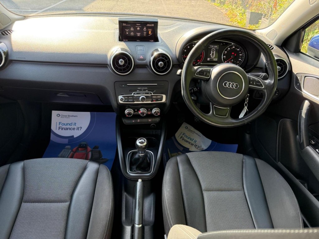 AUDI A1