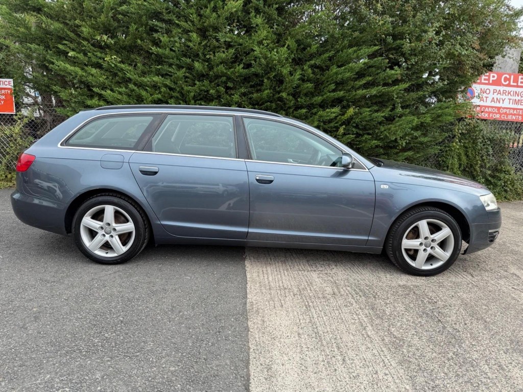 AUDI A6 AVANT