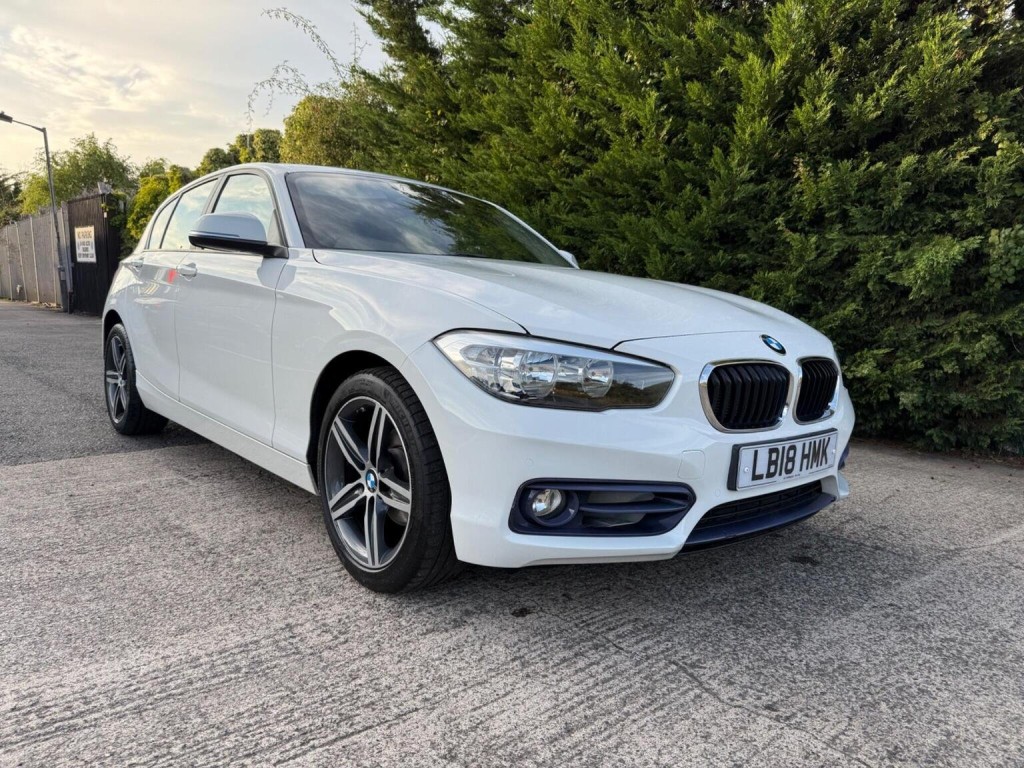 BMW 1 SERIES