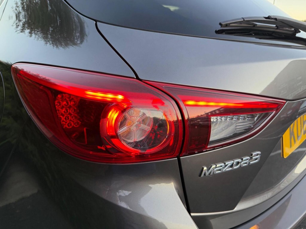 MAZDA MAZDA3