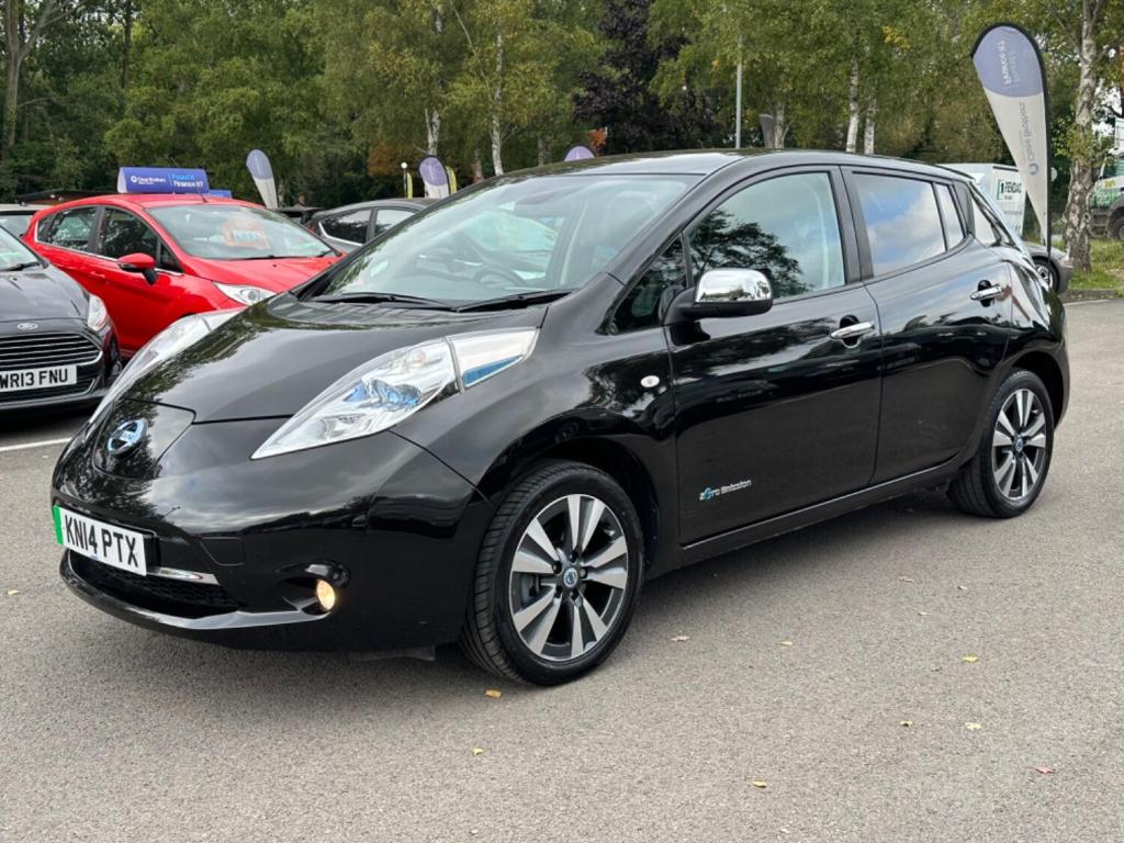 NISSAN LEAF