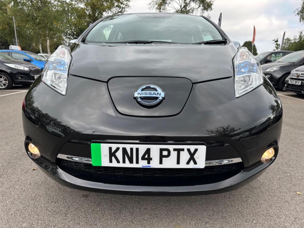 NISSAN LEAF