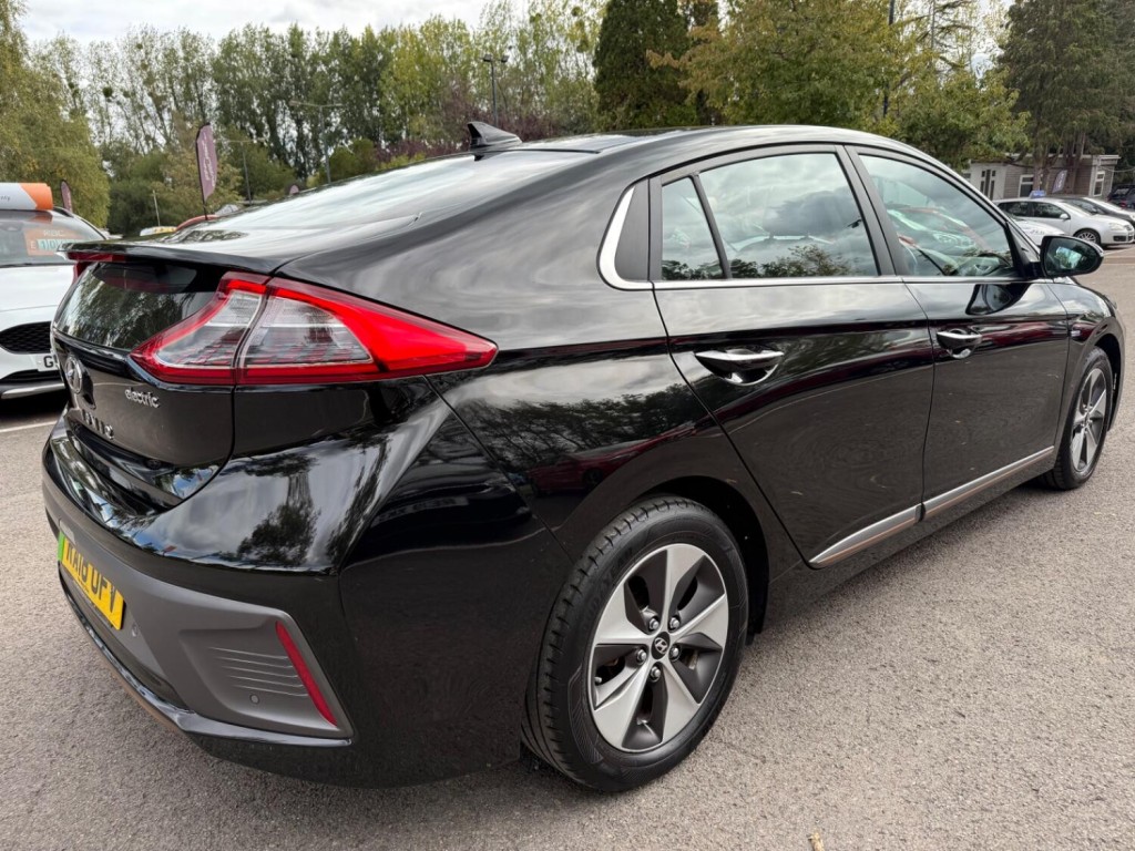 HYUNDAI IONIQ