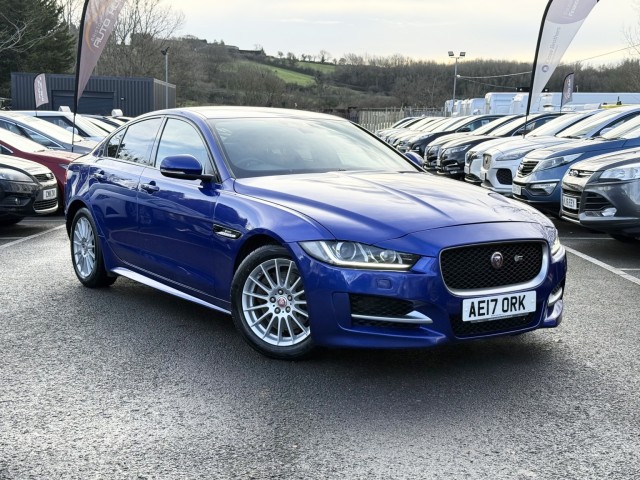 JAGUAR XE