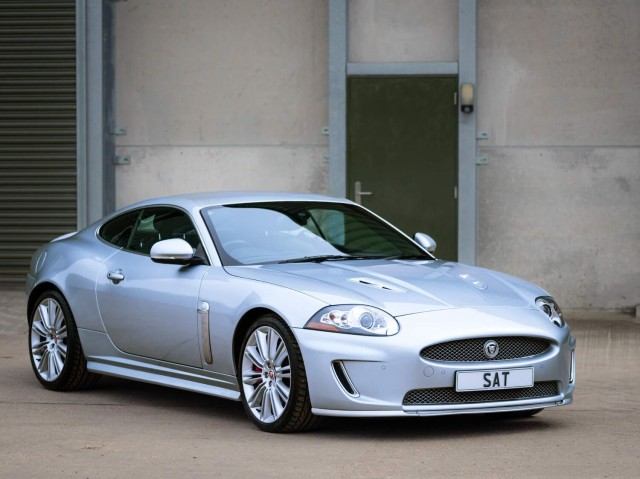 JAGUAR XKR