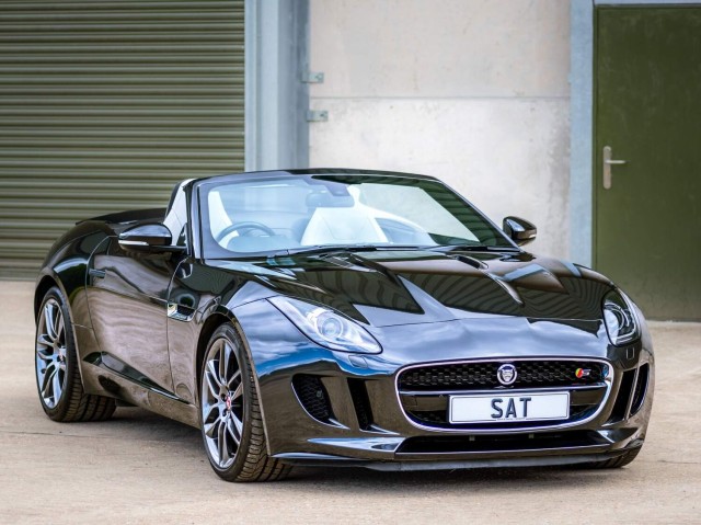 JAGUAR F-TYPE