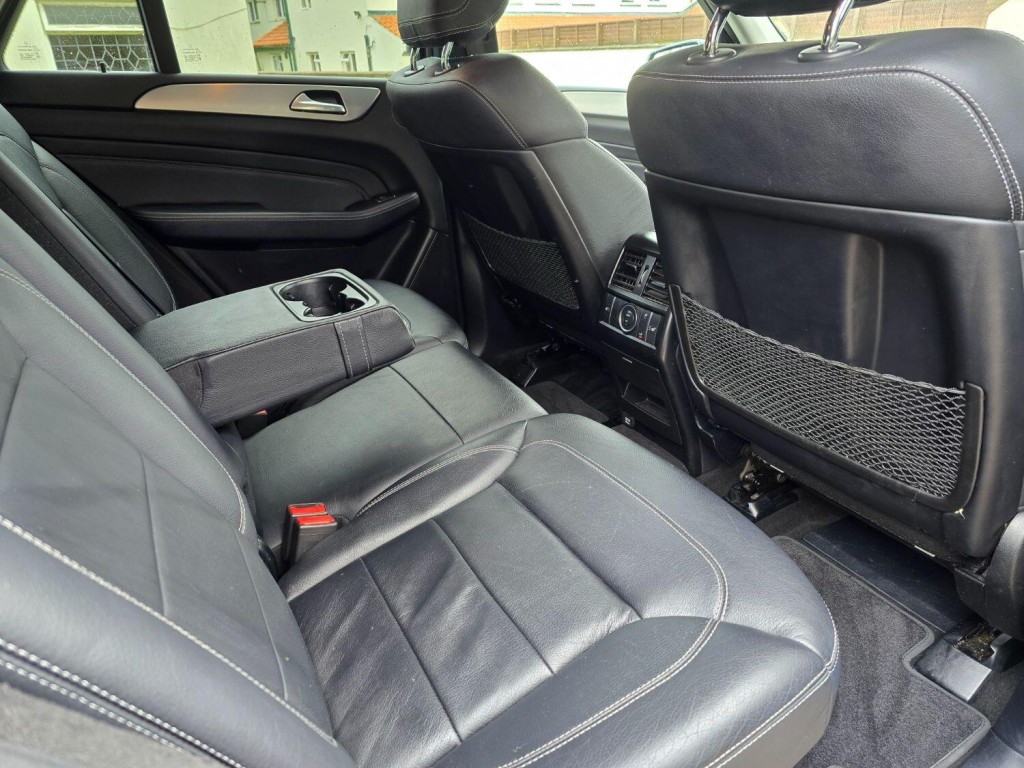 MERCEDES-BENZ M CLASS