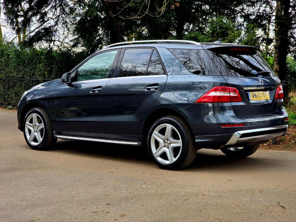 MERCEDES-BENZ M CLASS