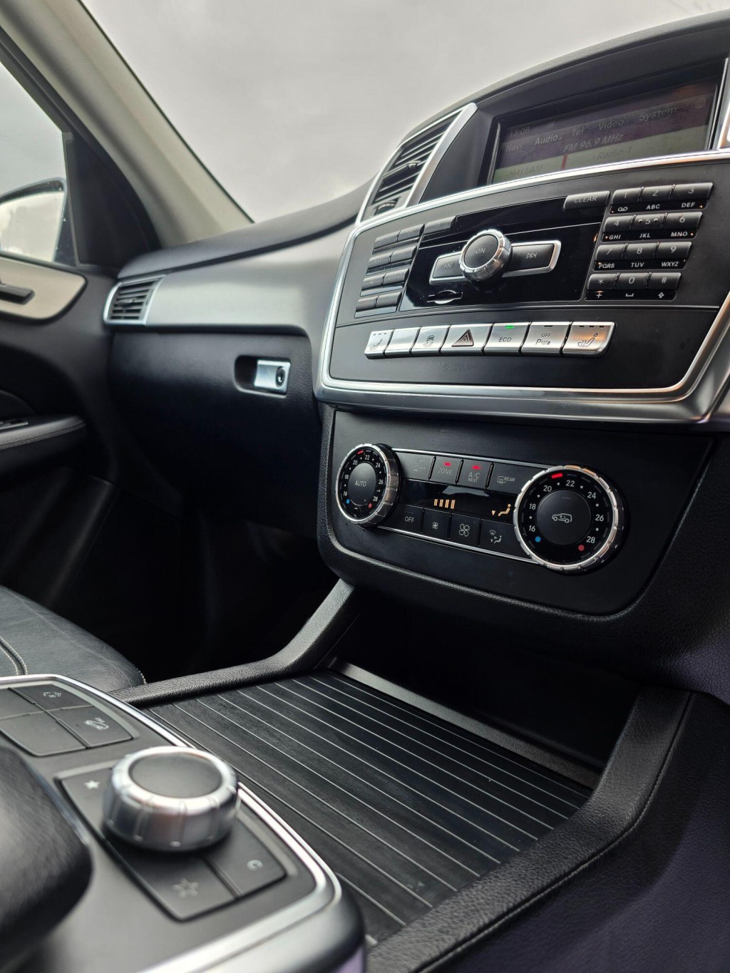 MERCEDES-BENZ M CLASS