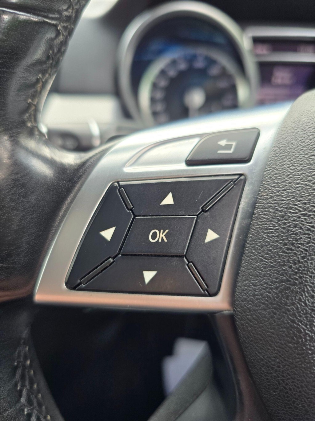 MERCEDES-BENZ M CLASS