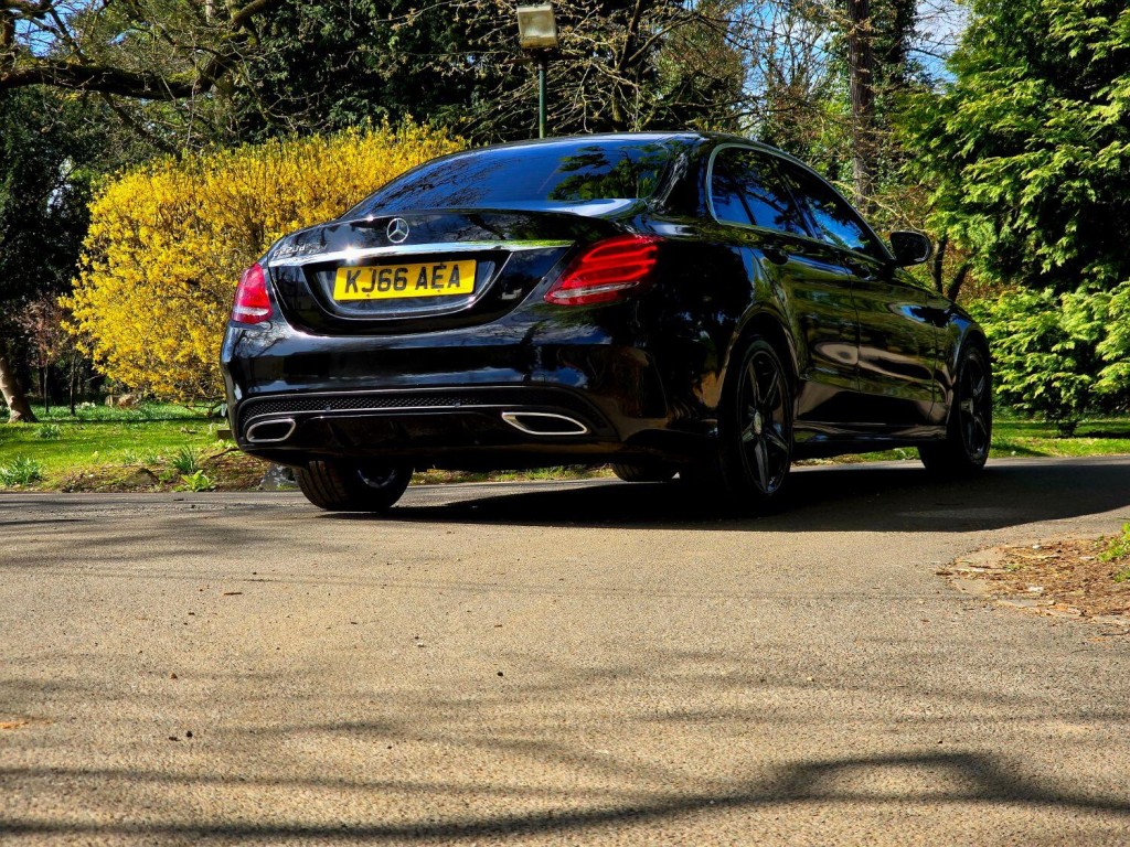 MERCEDES-BENZ C CLASS