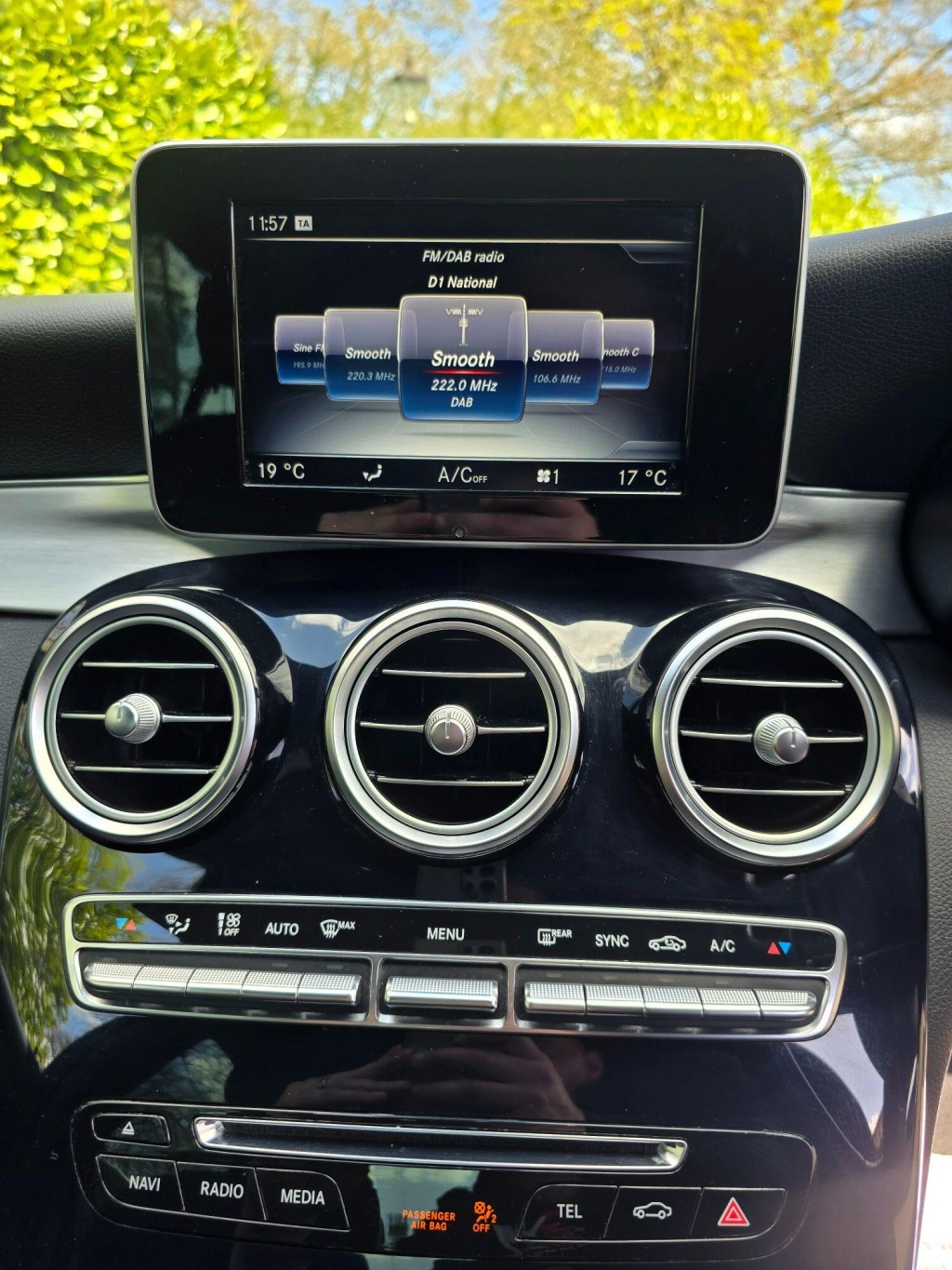 MERCEDES-BENZ C CLASS