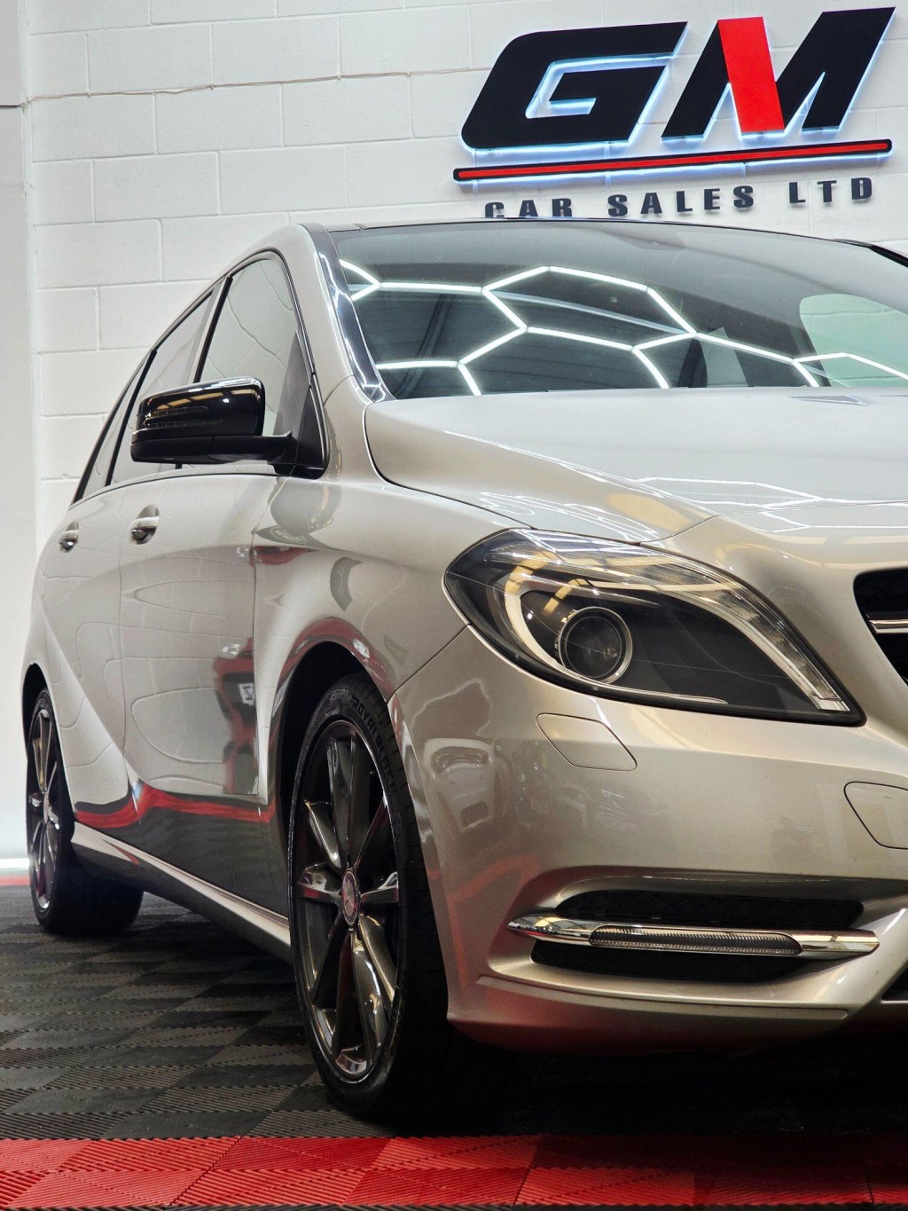 MERCEDES-BENZ B CLASS