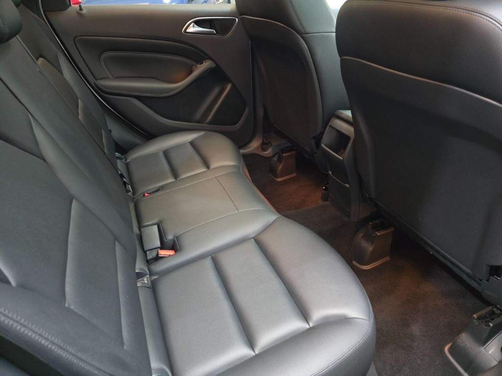 MERCEDES-BENZ B CLASS