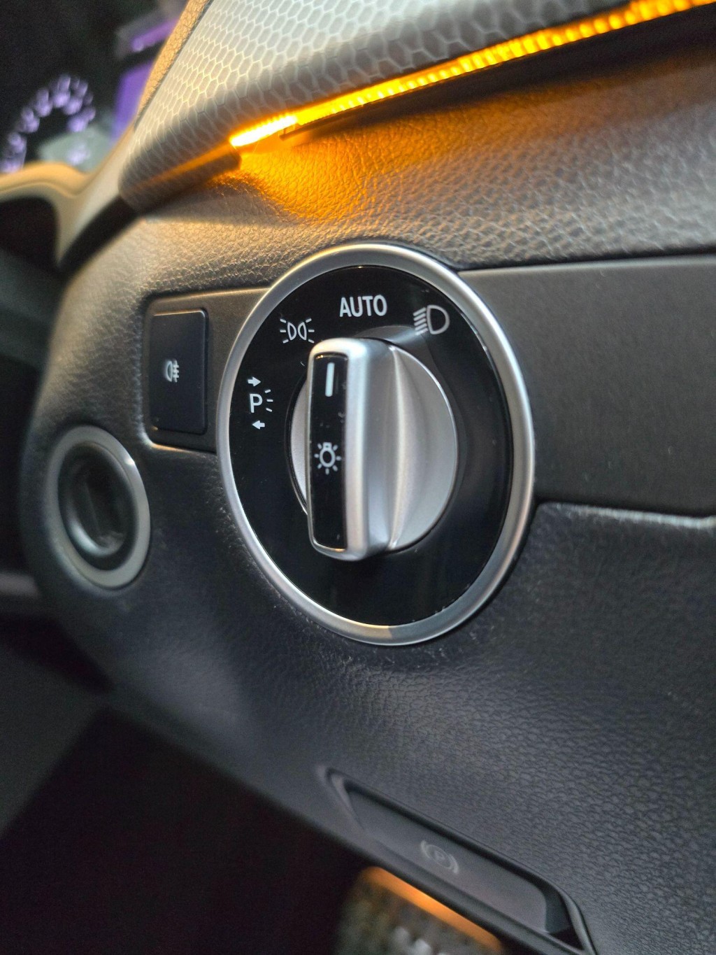 MERCEDES-BENZ B CLASS