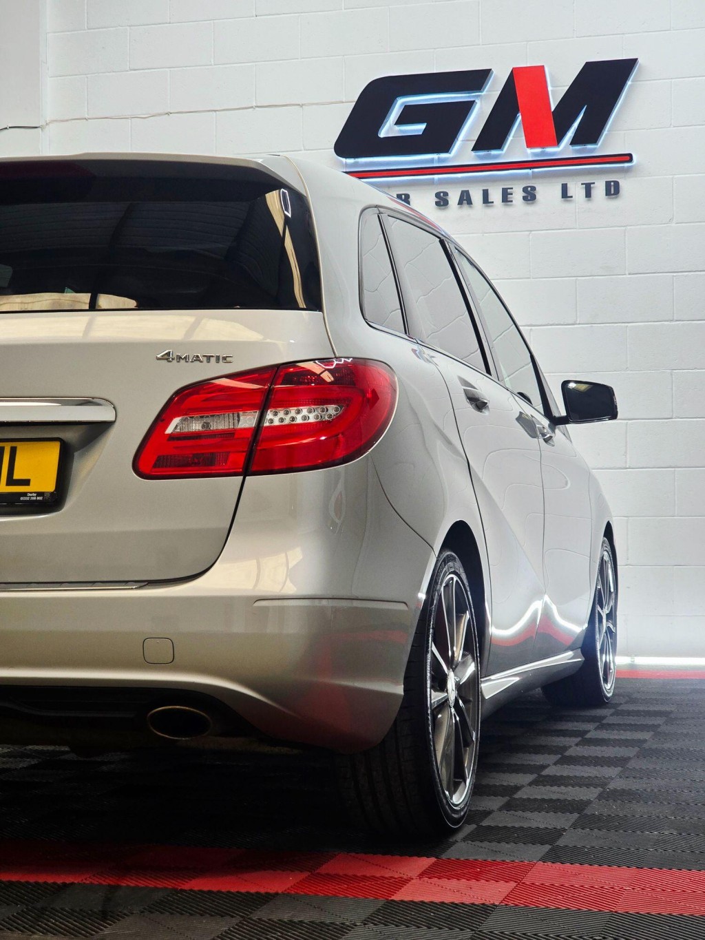 MERCEDES-BENZ B CLASS