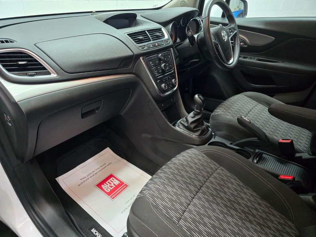 VAUXHALL MOKKA