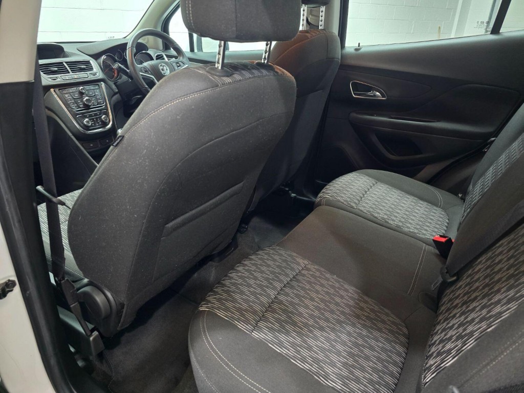 VAUXHALL MOKKA