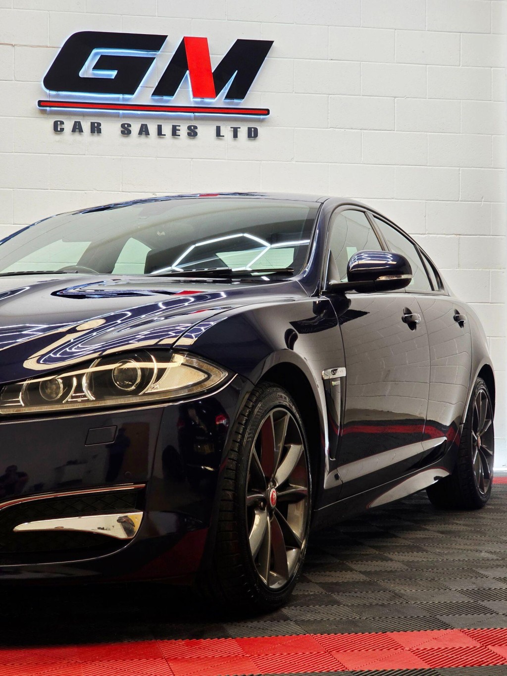 JAGUAR XF