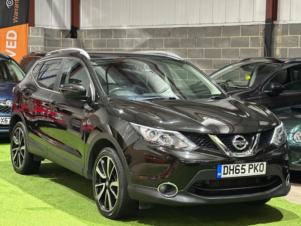 View NISSAN QASHQAI 1.2 DIG-T Tekna 2WD Euro 6 (s/s) 5dr