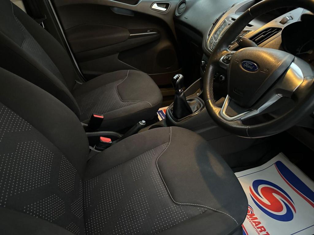 FORD TRANSIT COURIER