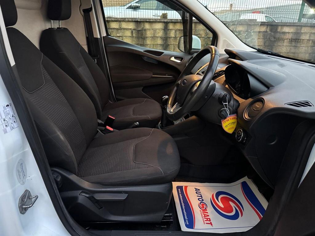 FORD TRANSIT COURIER