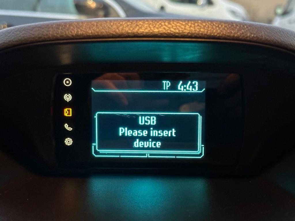 FORD TRANSIT COURIER