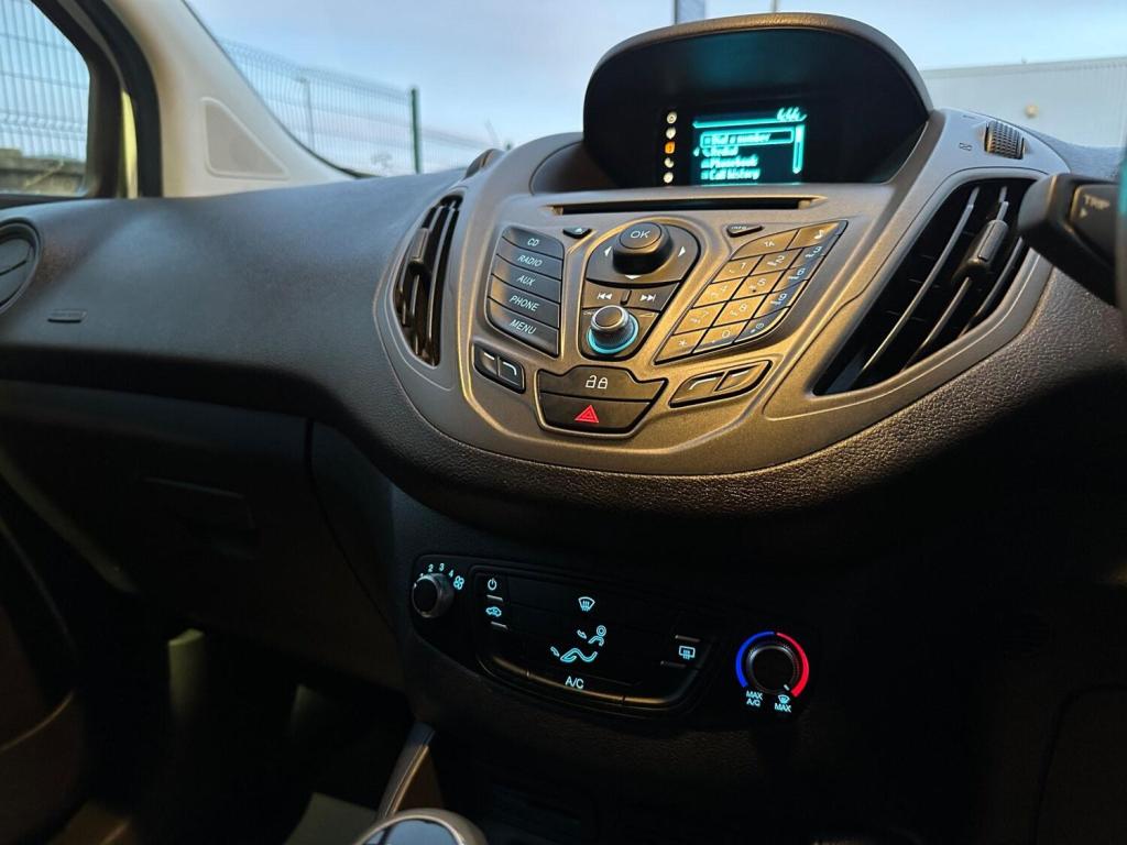 FORD TRANSIT COURIER