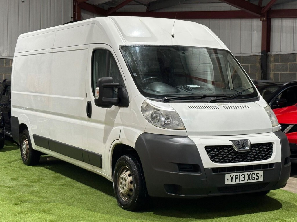 View PEUGEOT BOXER 2.2 HDi 335 Professional L3 H2 4dr