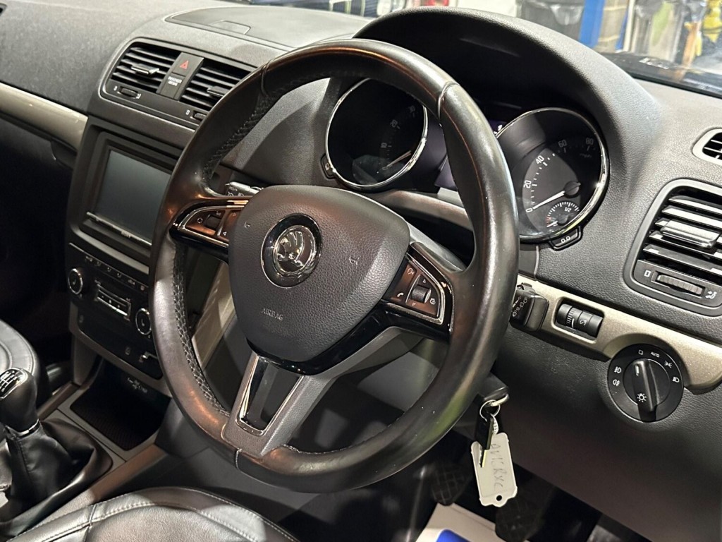 SKODA YETI
