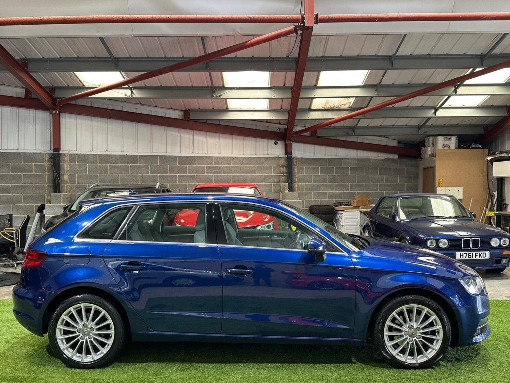 View AUDI A3 1.6 TDI Sport Sportback Euro 5 (s/s) 5dr