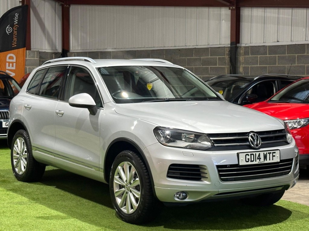 View VOLKSWAGEN TOUAREG 3.0 TDI V6 BlueMotion Tech SE Tiptronic 4WD Euro 5 (s/s) 5dr