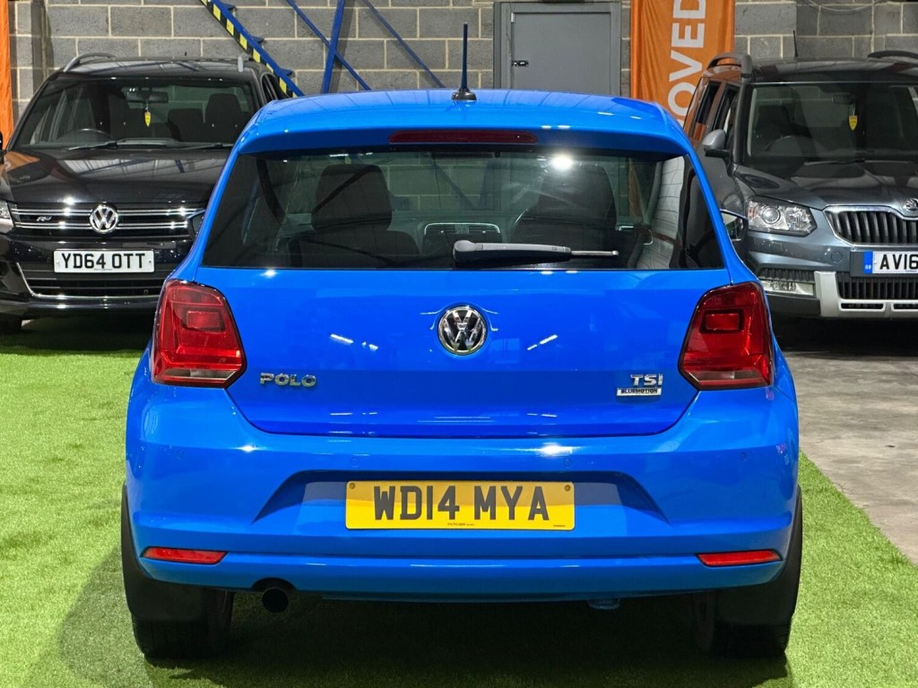 VOLKSWAGEN POLO