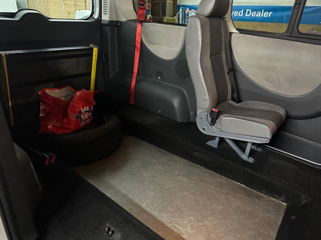 PEUGEOT EXPERT TEPEE