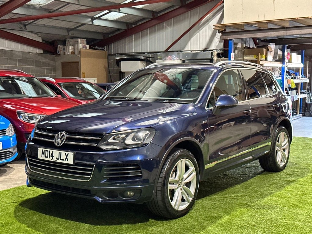 VOLKSWAGEN TOUAREG