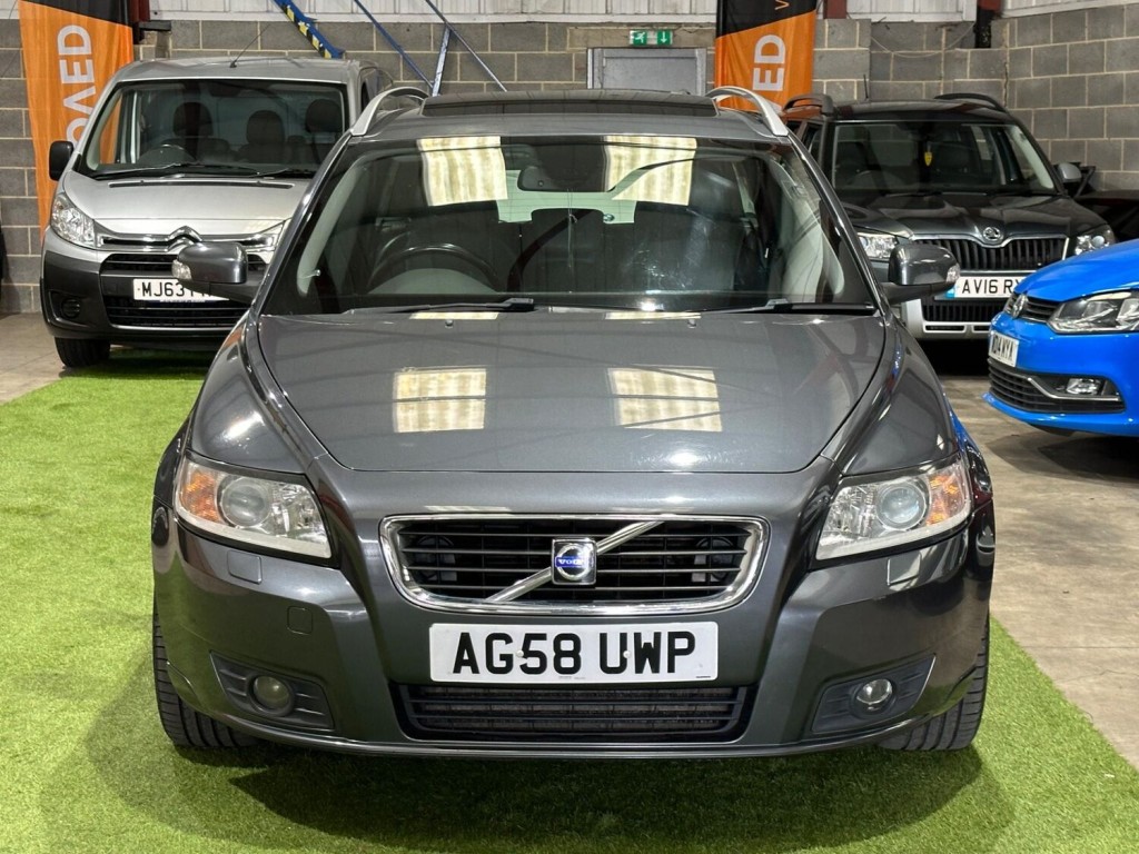 VOLVO V50