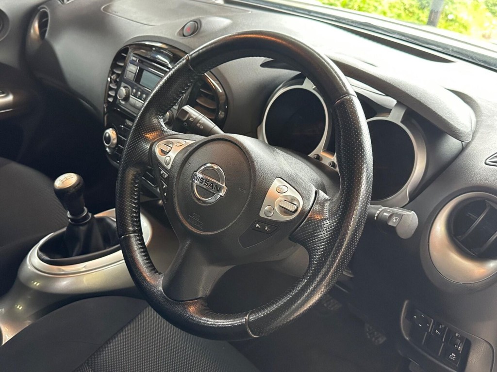 NISSAN JUKE